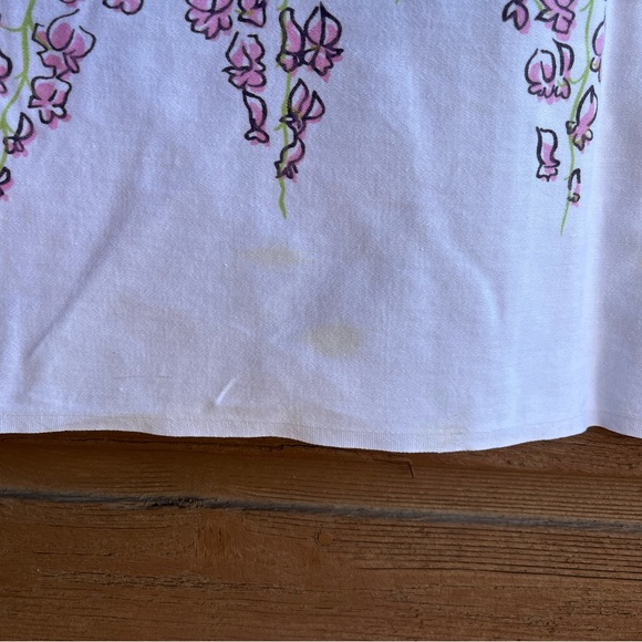 Vintage Springtime table cloth. - Picture 7 of 7